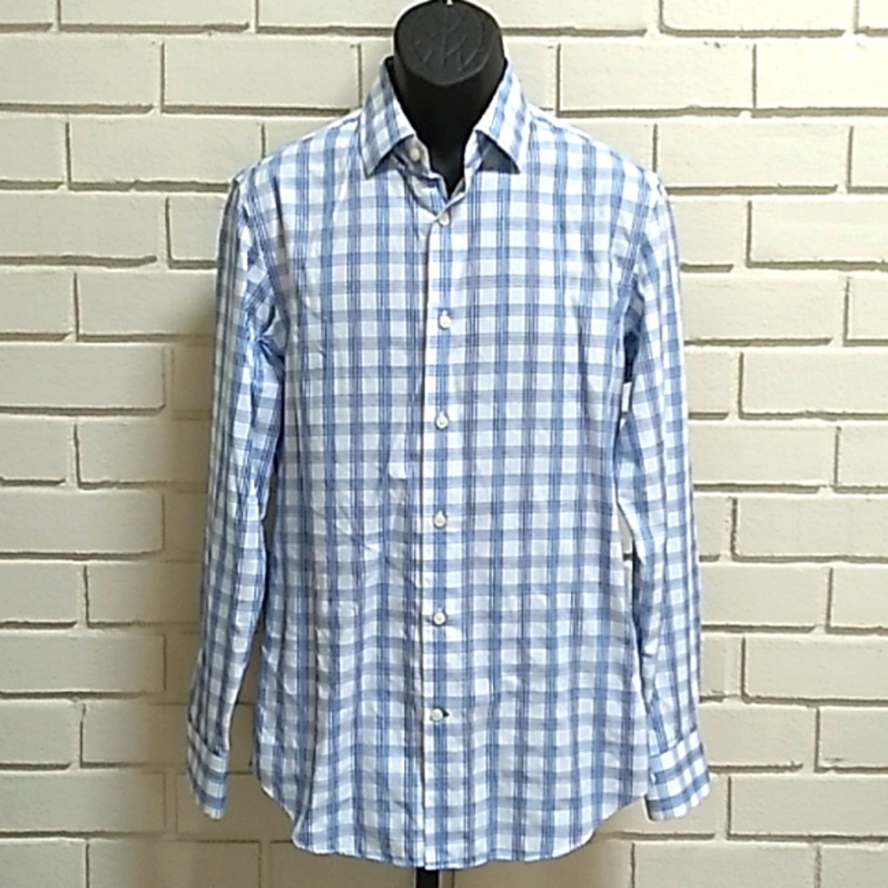 Banana Republic Slim Fit Long Sleeve Button Down Shirt. Size Small NWOT
